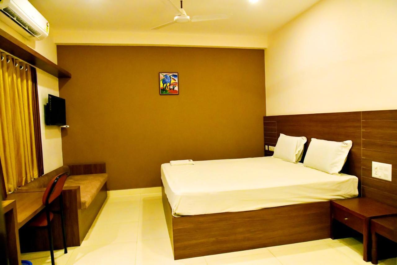 Hotel Chanakya Palakkad Exterior foto